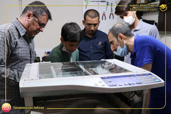 آموزش کار با دستگاه کپی