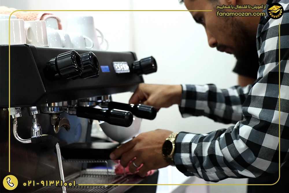 آموزش کار با دستگاه اسپرسو صنعتی