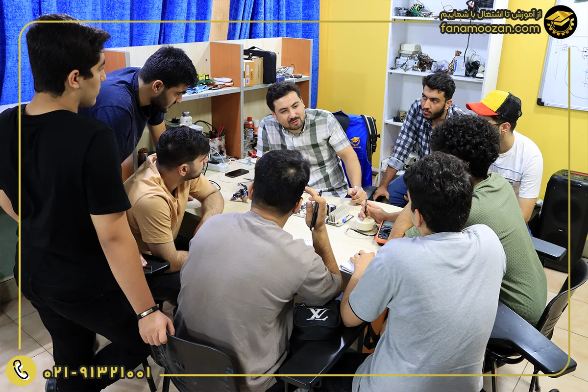 آموزش تعمیر برد در تهران