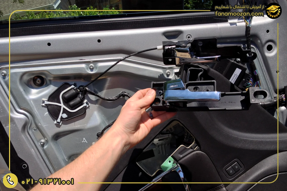 نحوه ساخت رزومه و نمونه کار حرفه ای برای استخدام به عنوان تعمیرکار قفل و شیشه بالابر خودرو