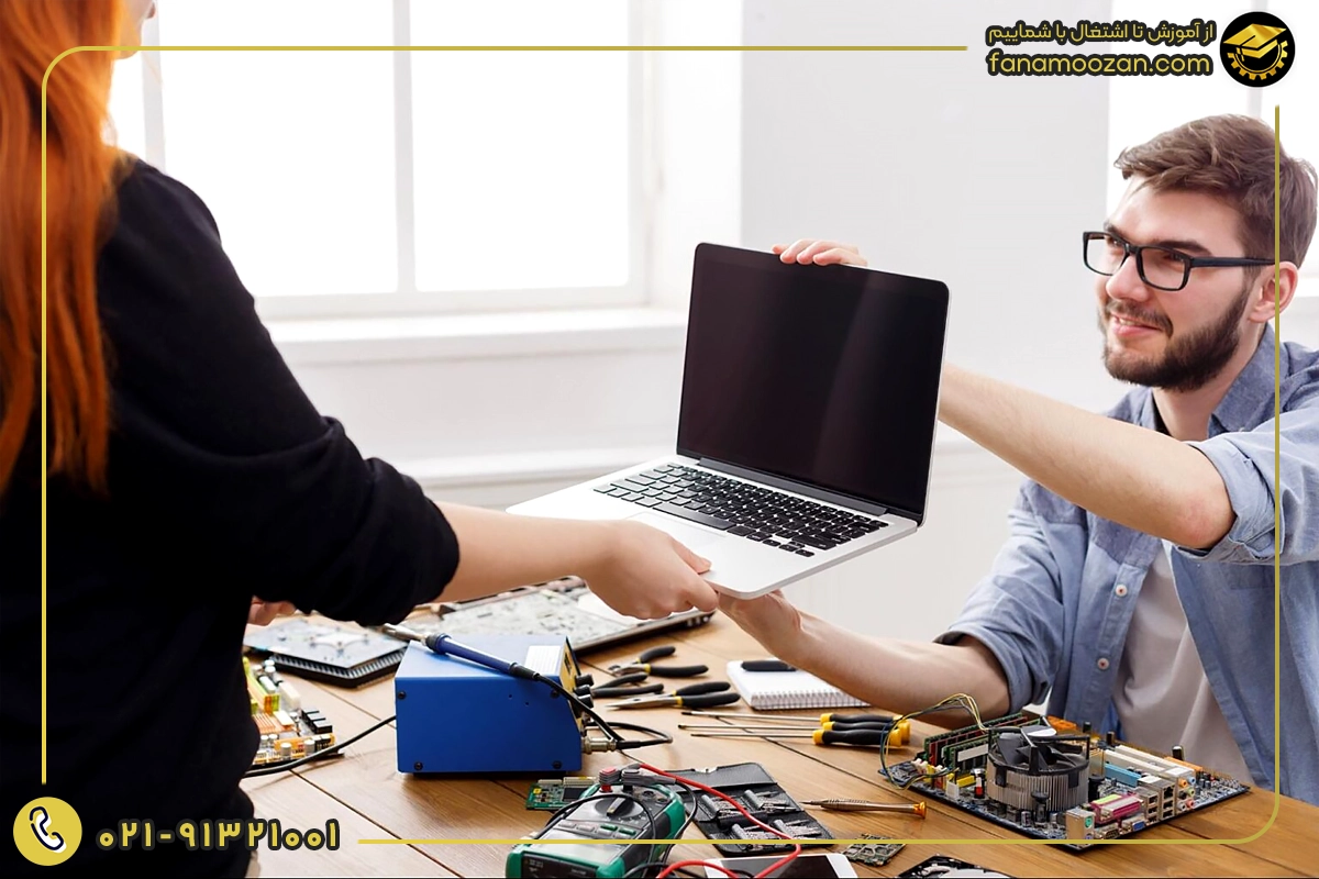 ویژگی های شخصیتی یک تعمیرکار لپ تاپ موفق