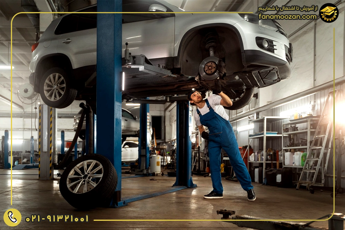 ویژگی‌های شخصیتی یک تعمیرکار جلوبندی ساز خودرو موفق